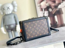 Picture of LV Lady Handbags _SKUfw138090701fw